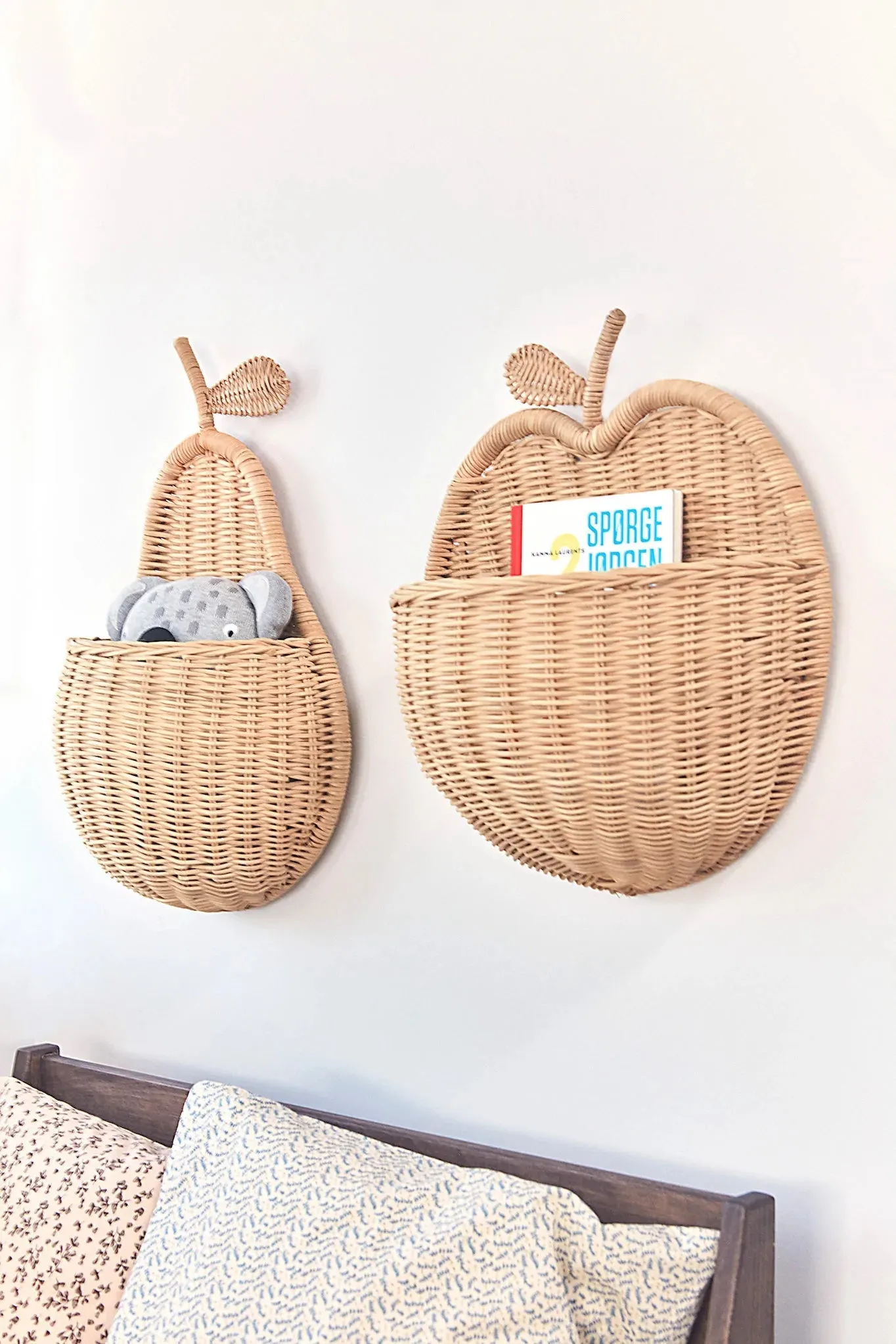 Oyoy, Apple Wall Basket